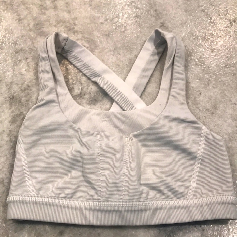 Lululemon Sports Bra Light Gray Stripe Size 4